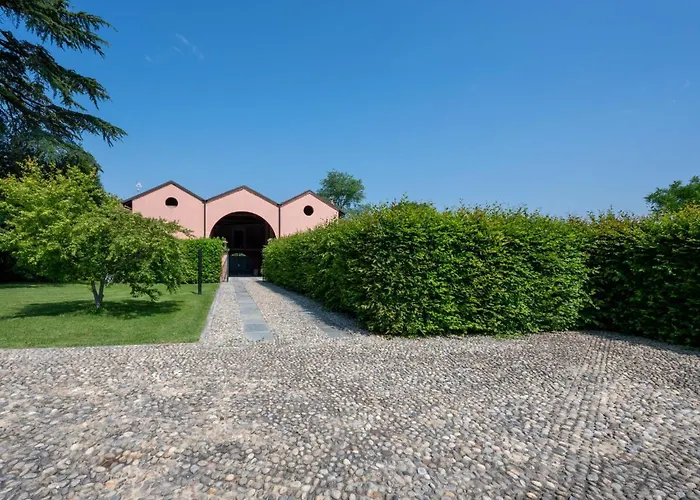 Remotti By Interhome Fubine